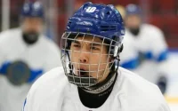 Казахстан разгромом с камбэком стартовал на чемпионате мира по хоккею