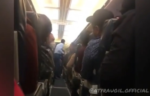 Пассажиры SCAT рассказали о панике на борту рейса «Атырау-Нур-Султан»