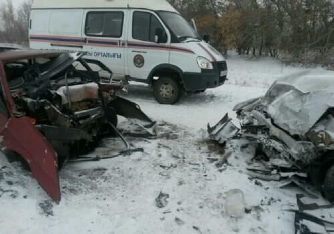 Павлодарда екі көлік соқтығысып, жүргізушілері қаза тапты