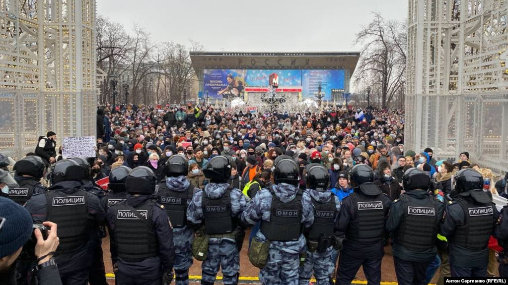 Ресейдегі шеру билікке қарсы наразылықтардың ең ірісі болды (ВИДЕО)