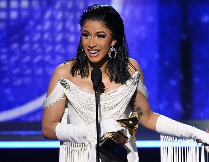 Продажи трека Cardi B превысили десять миллионов копий