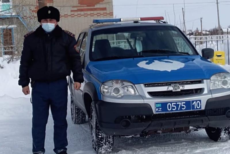 Костанайские полицейские помогли турецким дальнобойщикам