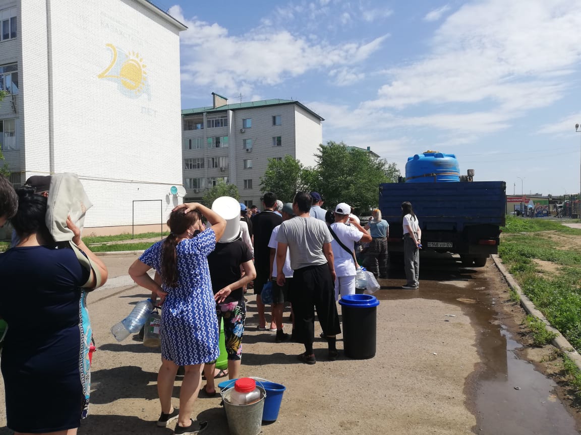 Без воды остались жители ЗКО из-за очередной крупной аварии