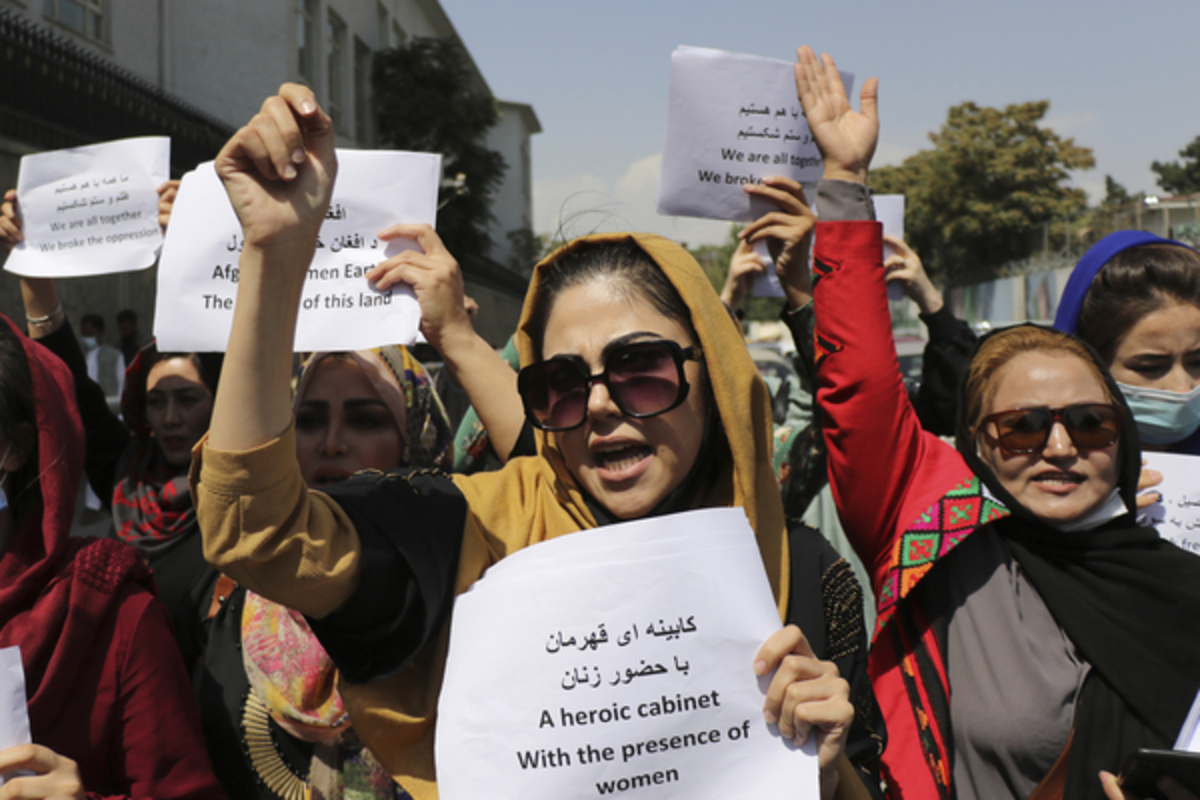 Кабулда Әйелдер істері министрлігінің жабылуына қарсы митинг өтті (ВИДЕО)