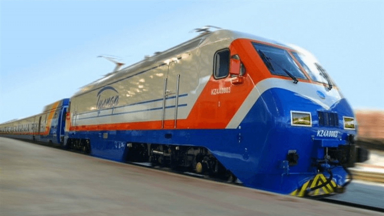 Курсирование поездов отменили из-за режима ЧП в регионах Казахстана
