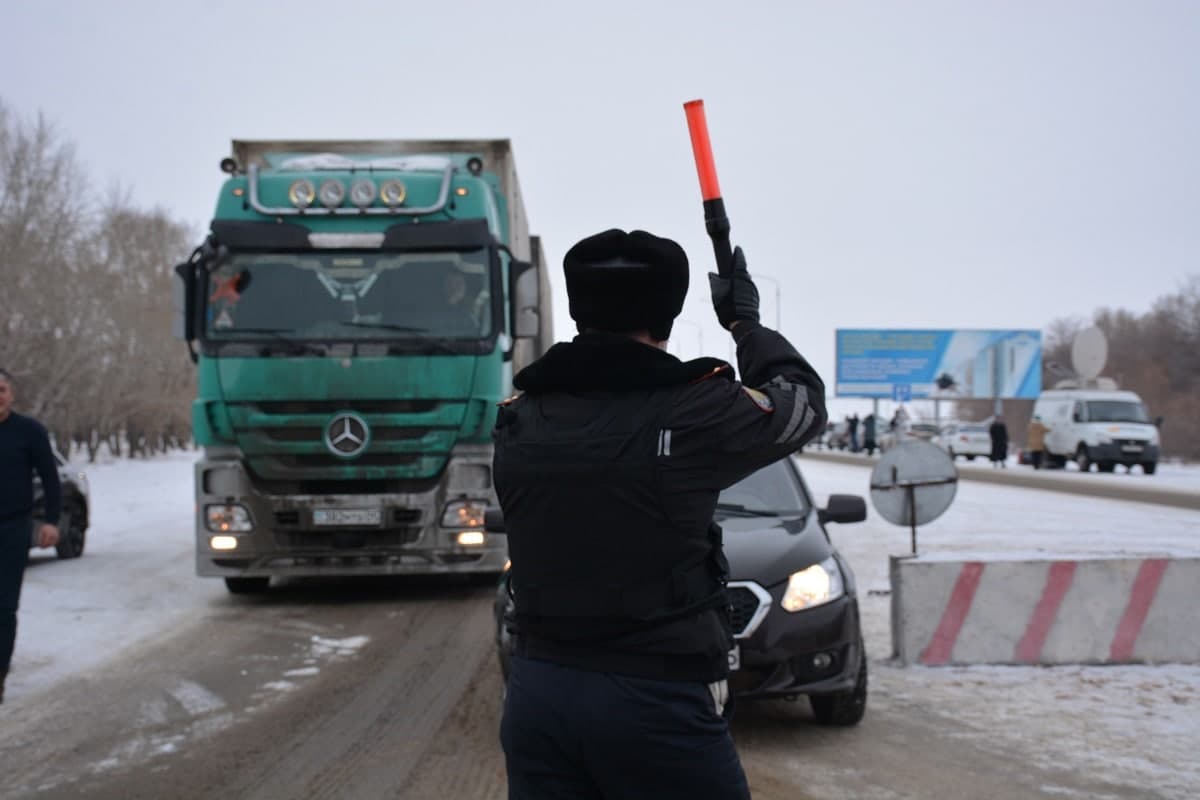 Режим ЧП отменили в нескольких регионах Казахстана