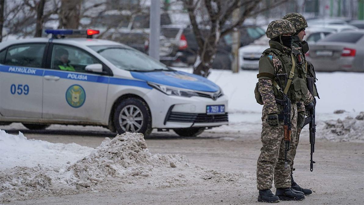 Суд Алматы смягчил наказание для нарушителей режима ЧП