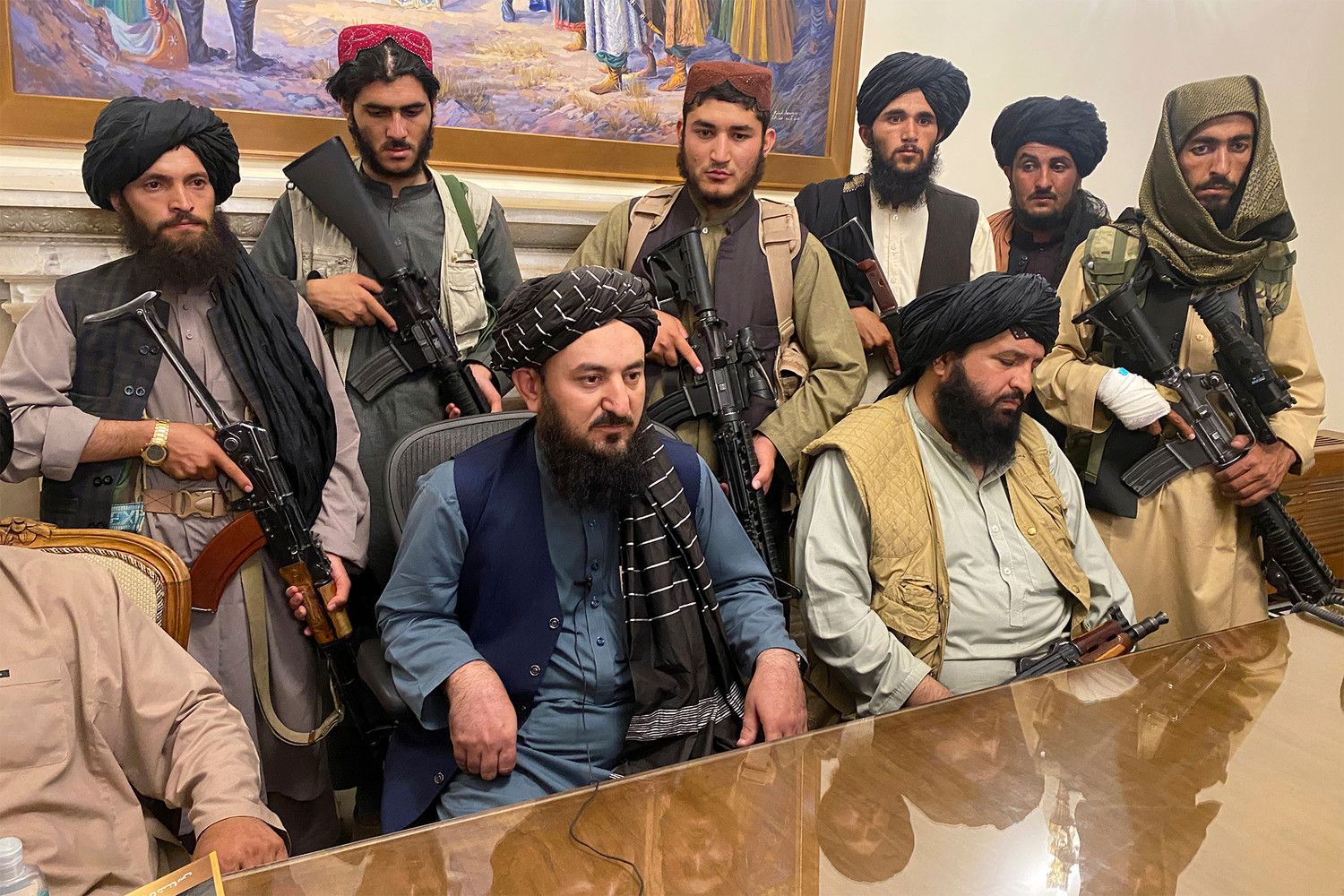 Талибан призывают Россию и Украину к мирному диалогу