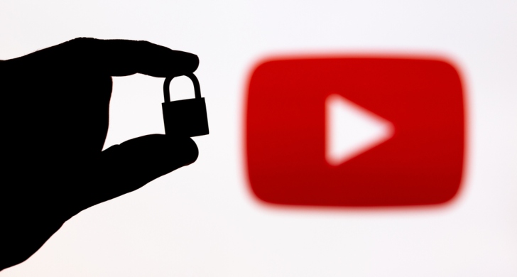 YouTube начал блокировать каналы российских СМИ