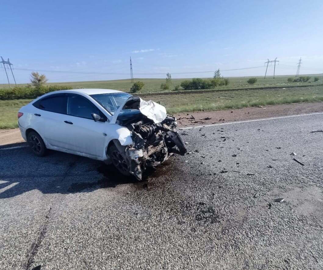 Водитель авто уснул за рулем и совершил ДТП: Пострадали женщина и 4-х летняя девочка