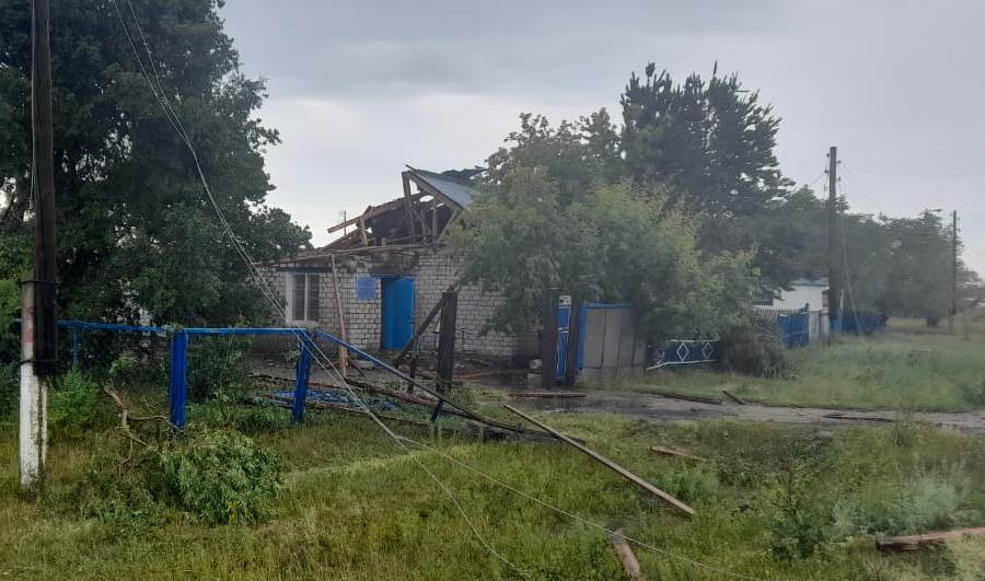 Во второй раз крыши школы унёс ветер в Петропавловке