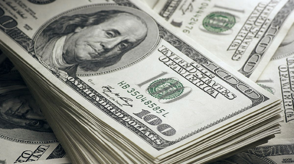 В Казахстане назван новый курс доллара