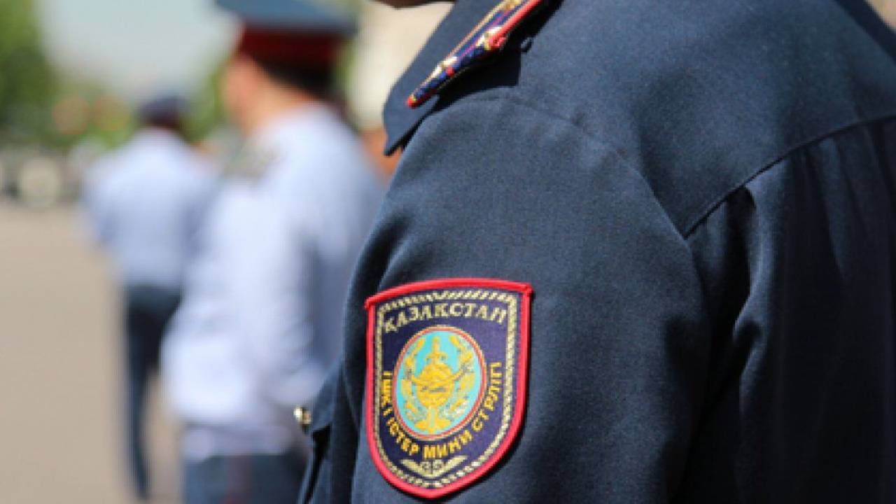 Квартира запачкана кровью: Житель Павлодара устроил дебош и укусил мать