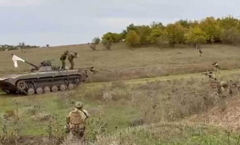 Ресей әскері ақ жалау тігіп, берілуді бастады