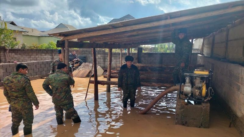 2-летний малыш задохнулся в яме наполненной дождевой водой