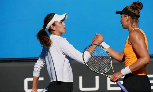 Первая ракетка Казахстана с громкой победы стартовала на Итоговом турнире WTA