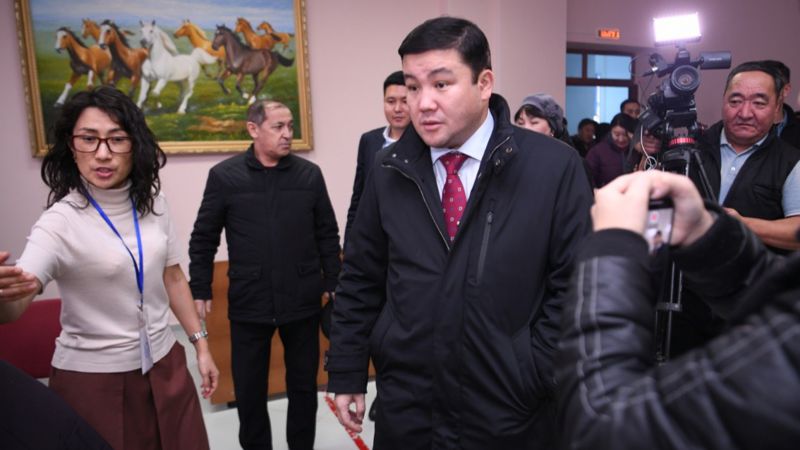 Турсынбек Кабатов проголосовал на выборах