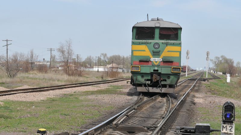 Врачи рассказали о состоянии девочки, сбитой поездом в Туркестанской области
