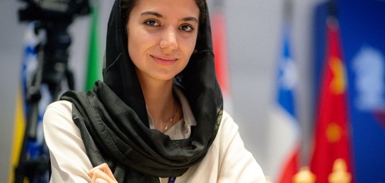 Известная иранская шахматистка решила переехать после игры без хиджаба в Алматы