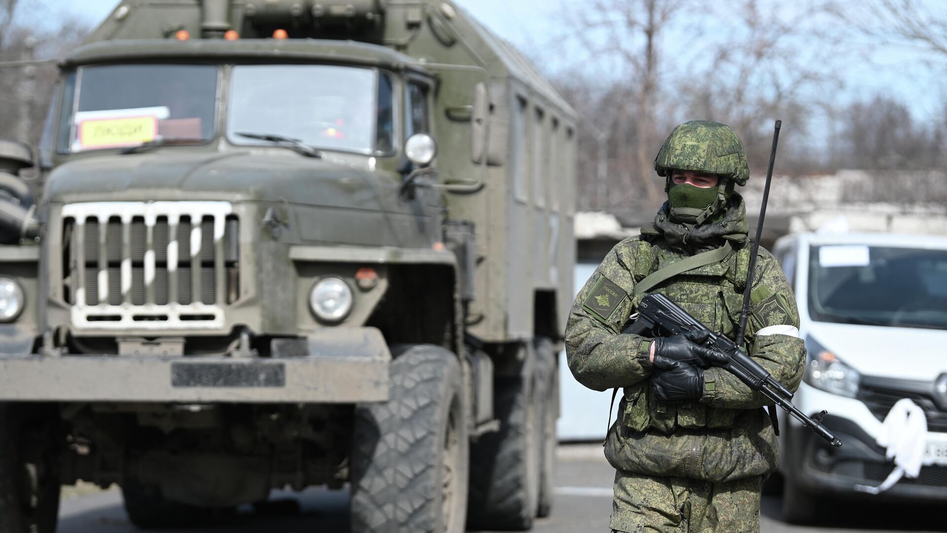 Большинство россиян поддержали бы специальную военную операцию против Казахстана или стран Балтии