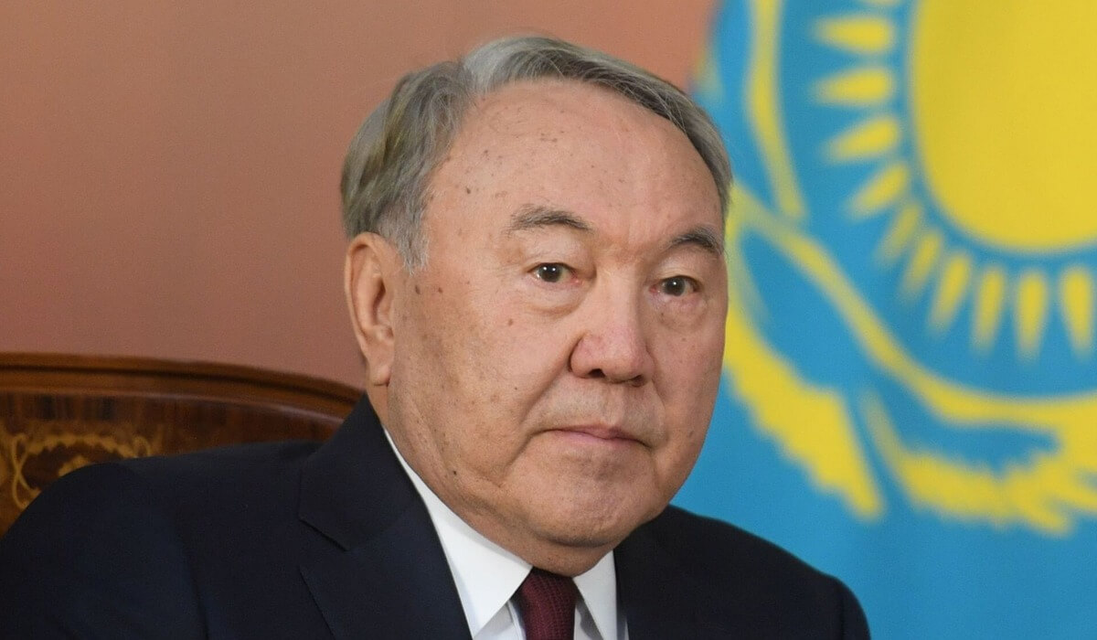 Нұрсұлтан Назарбаевтың заңда қандай артықшылығы сақталған - министр жауап берді
