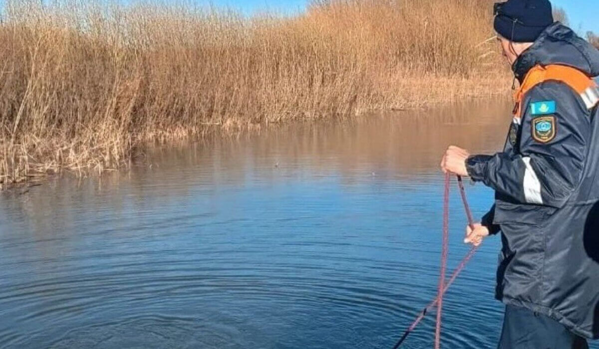 Павлодар облысында екі балықшы Ертіс өзеніне батып кетті