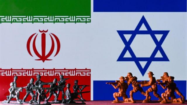 Израиль нанес ответный удар по Ирану