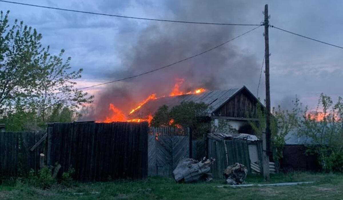 Женщина заживо сгорела в частном доме в Павлодарской области