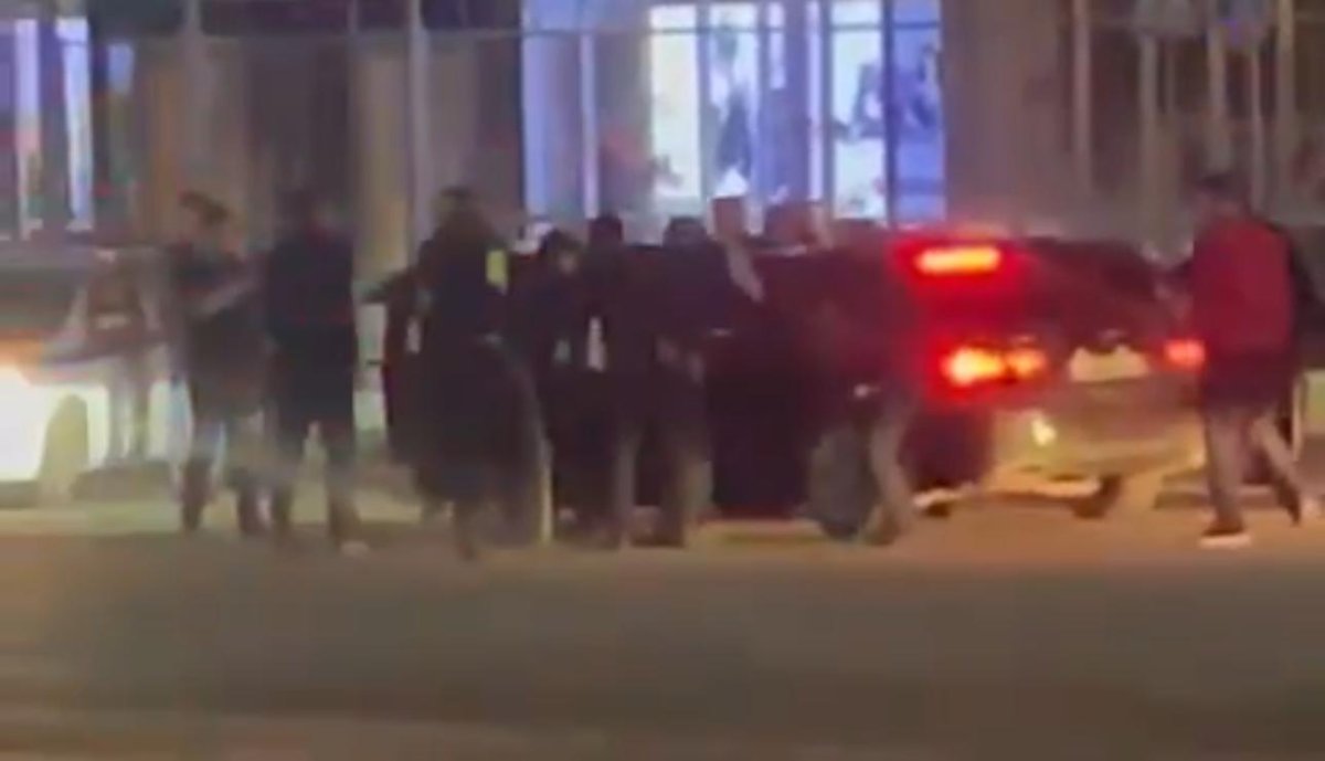 Задержание мужчины с участием спецназа сняли на видео в Жезказгане