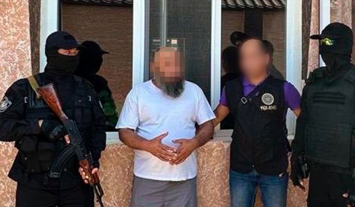 КНБ задержали четырех человек подозреваемых в пропаганде терроризма