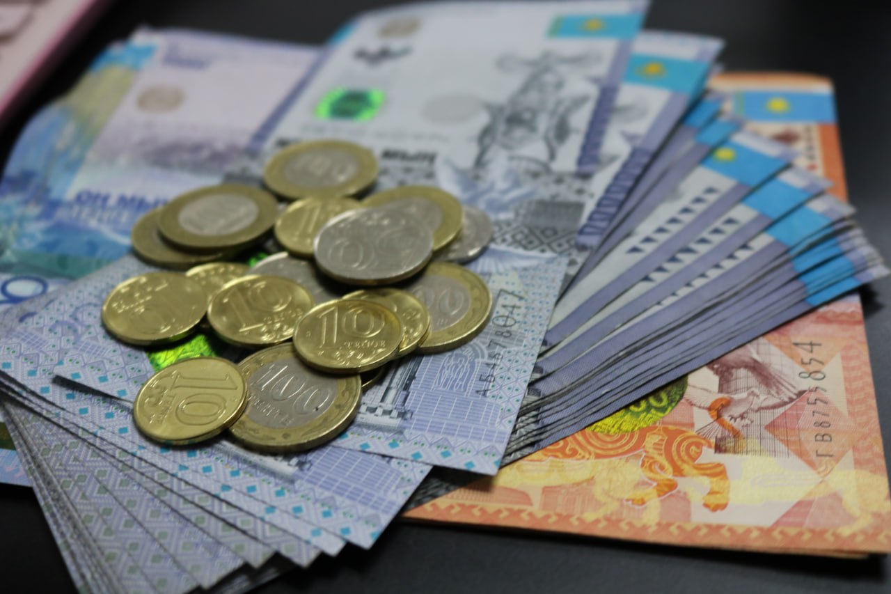 Что изменится в финансах для казахстанцев с 1 июля