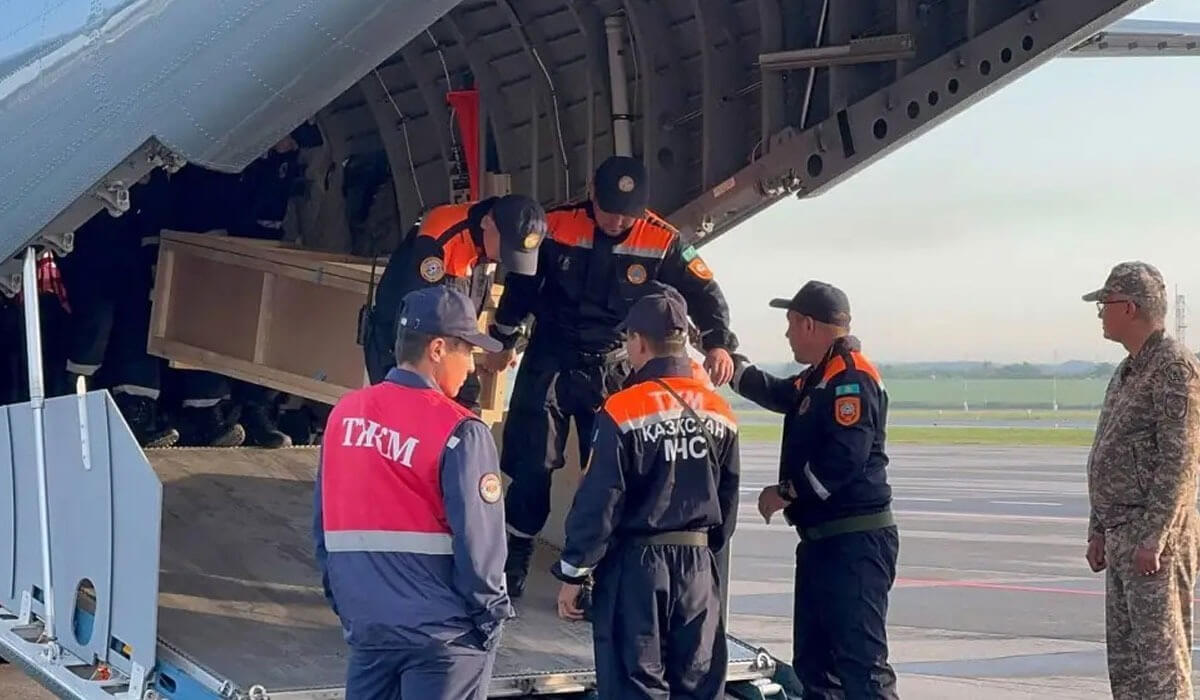 Қырғызстанда қаза болған балалардың мәйіті Өскеменге арнайы бортпен жеткізілді