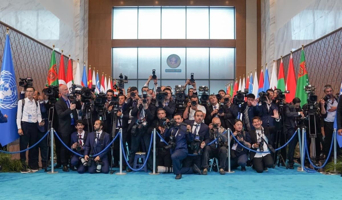 700 иностранных журналистов освещали саммит ШОС в Астане