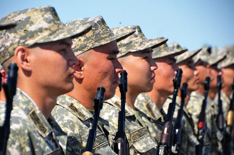 Абай облысында ұлын әскерге жіберген әйелге айыппұл салынды