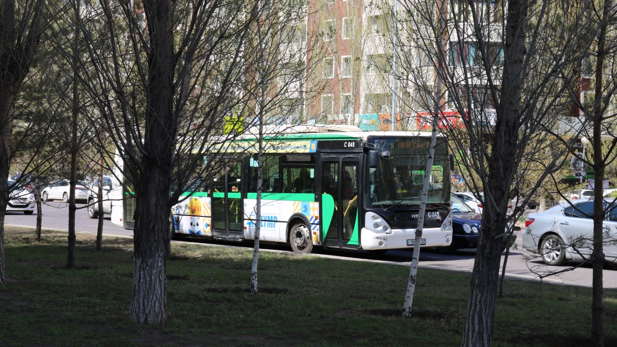 В Астане 14 автобусных маршрутов изменят схему движения