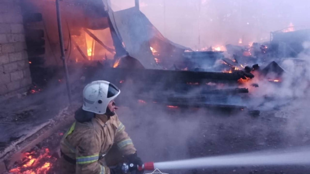 Мужчина погиб при пожаре в частном доме в Абайской области 