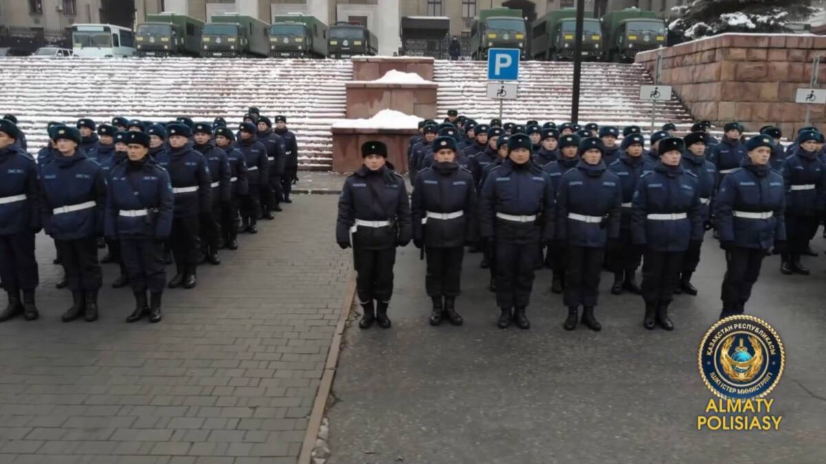 Полиция Алматы переведена на усиление  